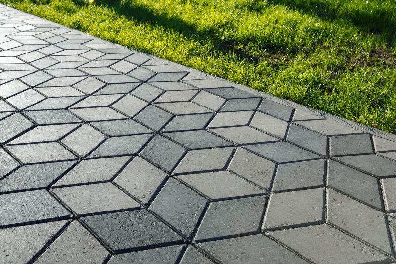 Paver patio with geometric layout